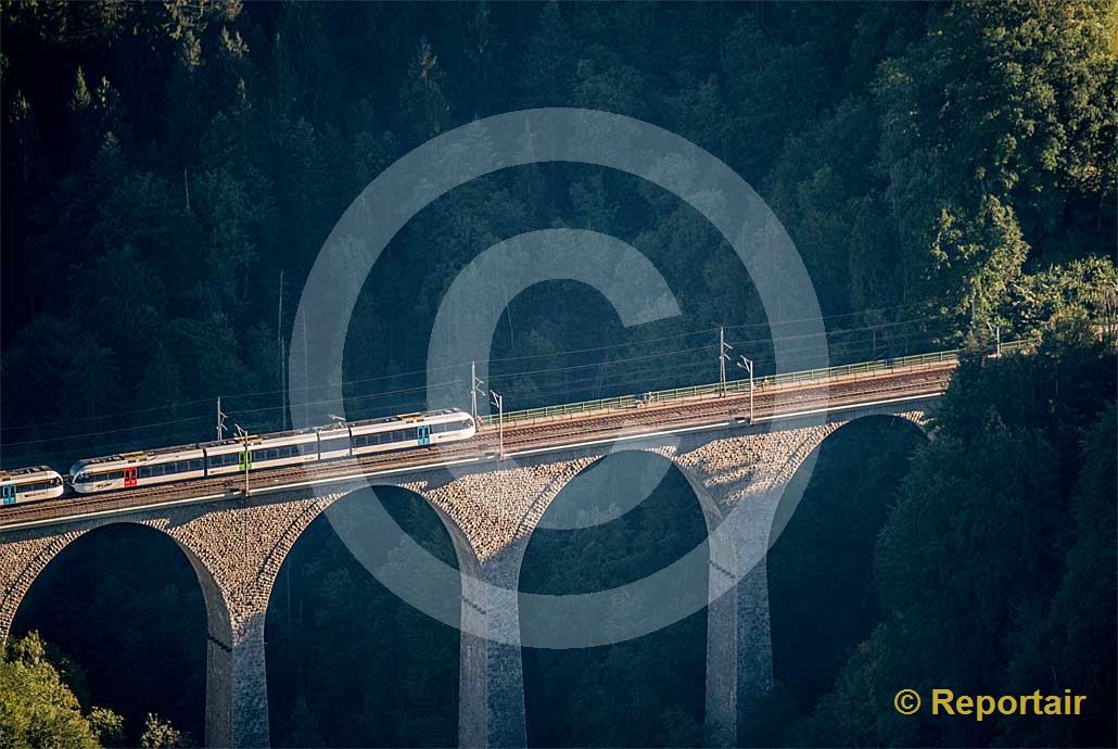 Foto: Die Sitterbrücke bei St.Gallen.. (Luftaufnahme von Niklaus Wächter)