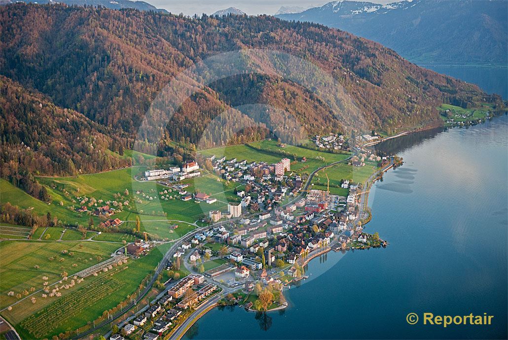 Foto: Oberwil ZG am Zugersee.. (Luftaufnahme von Niklaus Wächter)