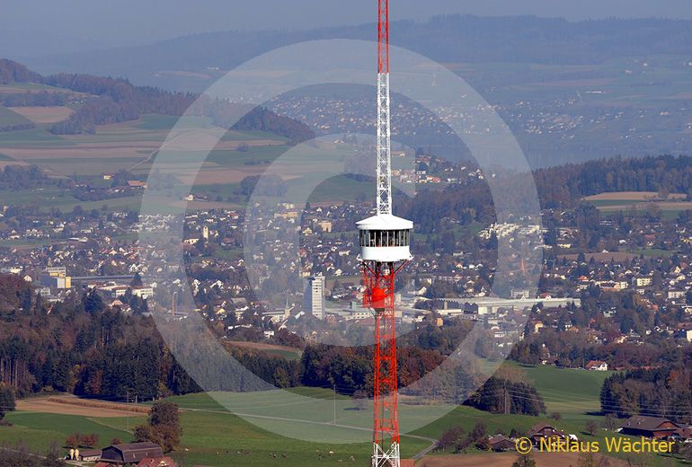 Foto: Radioturm von Beromuenster. (Luftaufnahme von Niklaus Wächter)