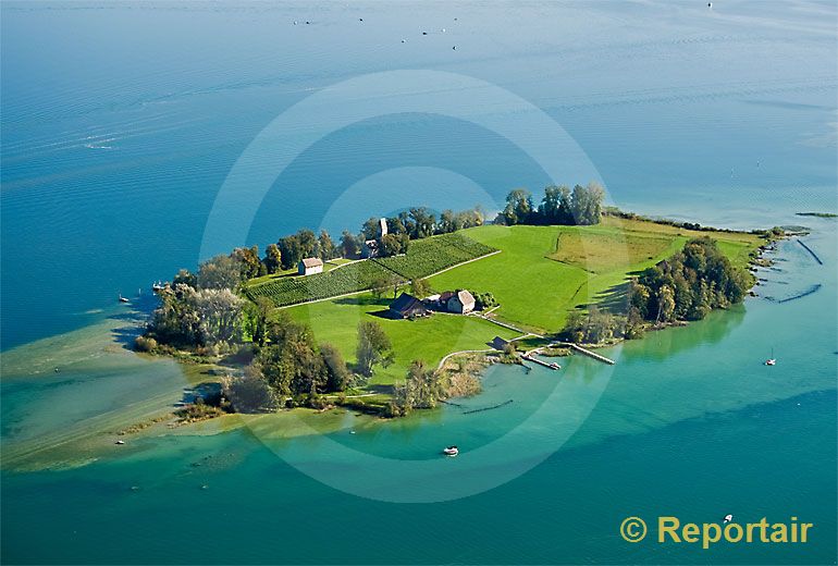 Foto: Die Insel Ufenau auf dem Zürichsee. (Luftaufnahme von Niklaus Wächter)