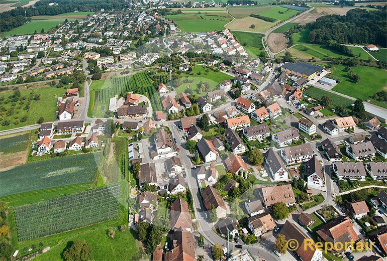 Foto: Oberhasli (ZH). (Luftaufnahme von Niklaus Wächter)