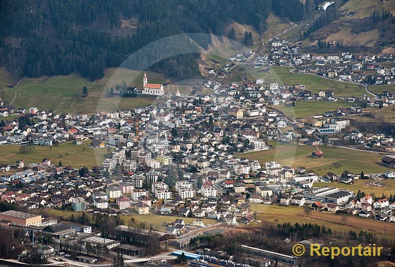 Foto: Schattdorf in Kanton Uri. (Luftaufnahme von Niklaus Wächter)