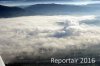 Luftaufnahme UMWELTBELASTUNG/Nebel und Rauch ueber Perlen - Foto Papierfabrik Perlen 2389