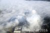 Luftaufnahme UMWELTBELASTUNG/Nebel und Rauch ueber Perlen - Foto Papierfabrik Perlen 2408