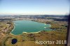 Luftaufnahme TROCKENHEIT/Trockenheit Pfaeffikersee ZH - Foto Pfaeffikersee 0506