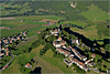 Foto 72: Das historische Städtchen Greyerz bzw. Gruyeres ist mit seinem Schloss ein Touristenmagnet.